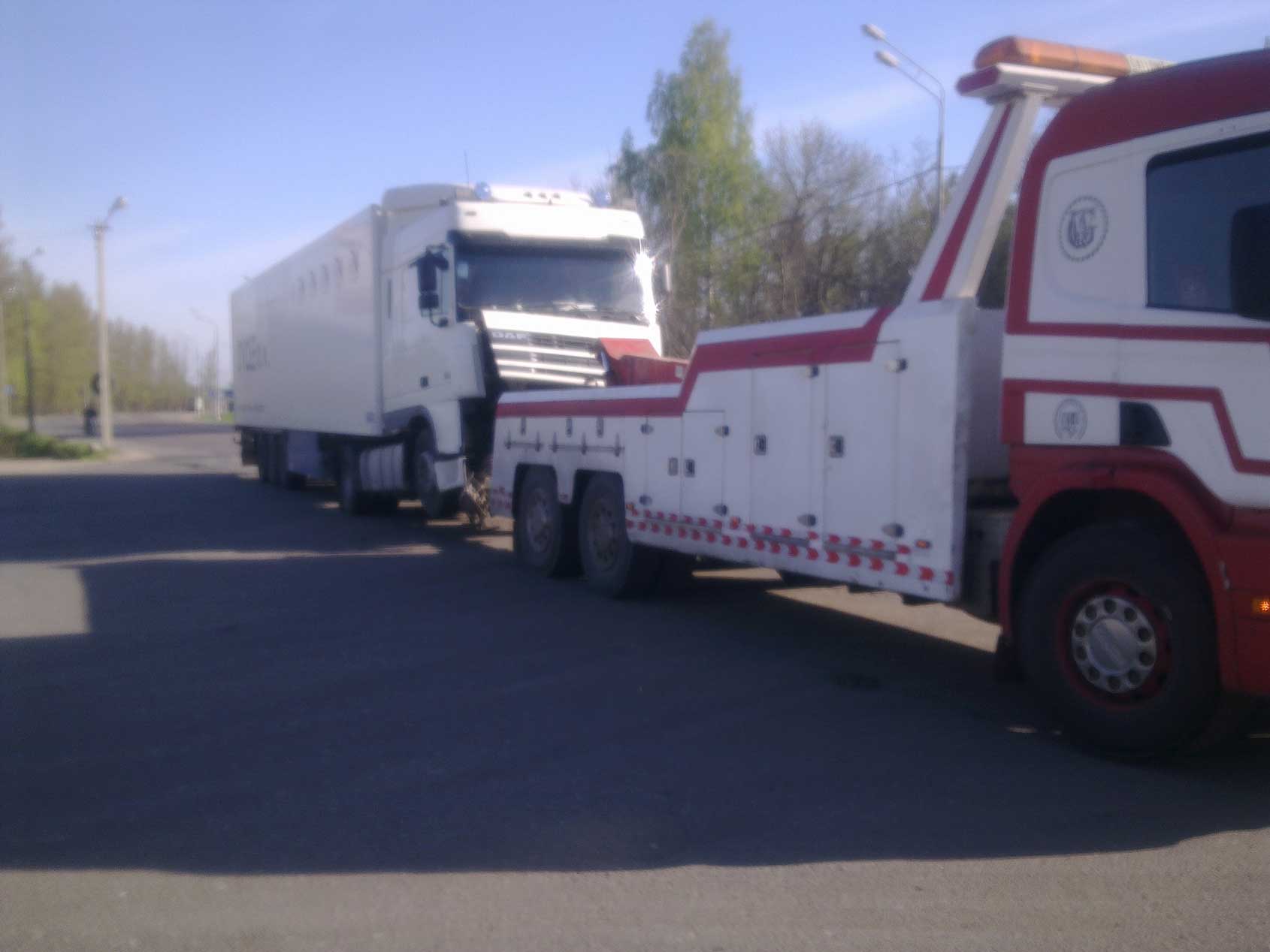 Эвакуация грузовой машины Scania